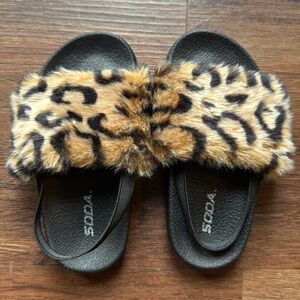 Toddler Soda Cheetah Print Slides